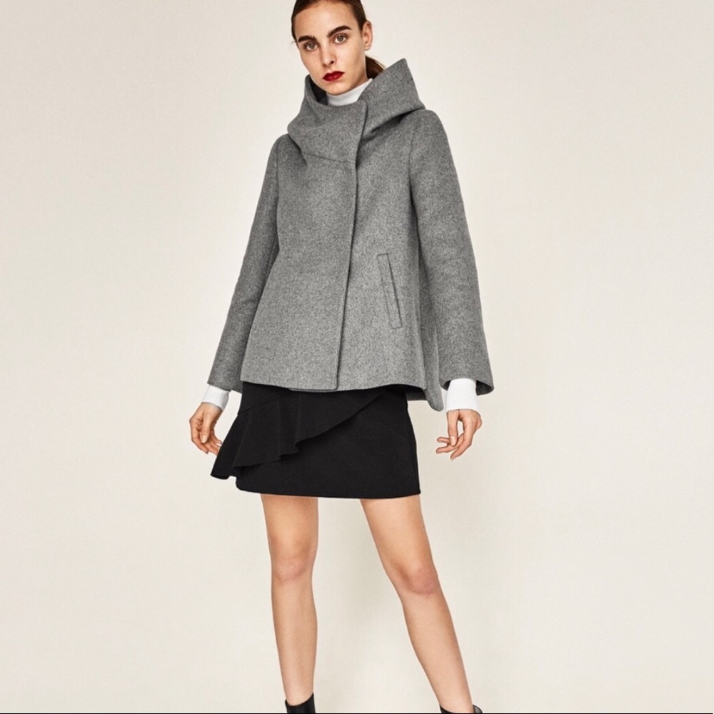 Zara short grey coat XL collar